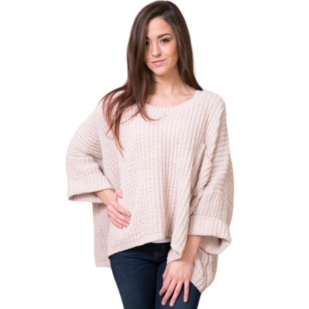 POL Chunky Knit
Oversized Sweater size
Medium Boho Slouch